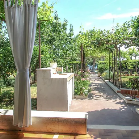 Milena One Apartment