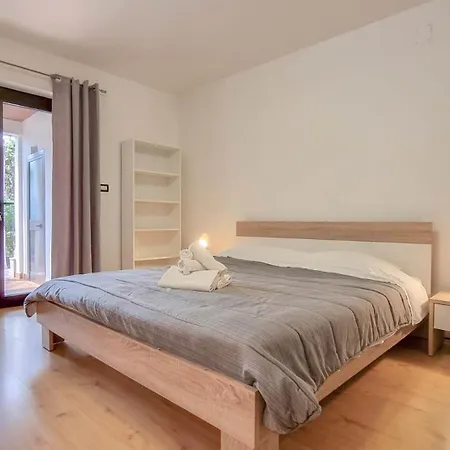 Milena One Apartment