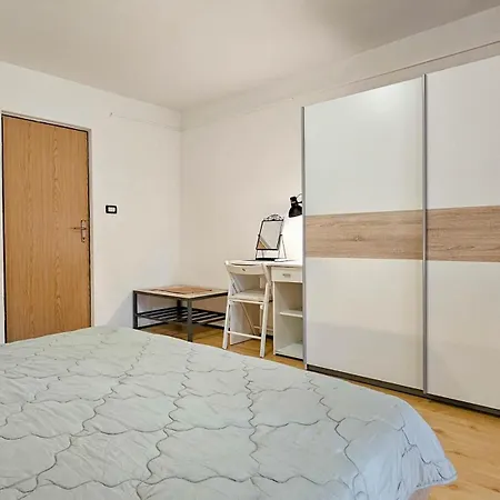 Milena One Apartament *